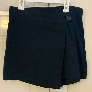 Black large formal dress skort size large